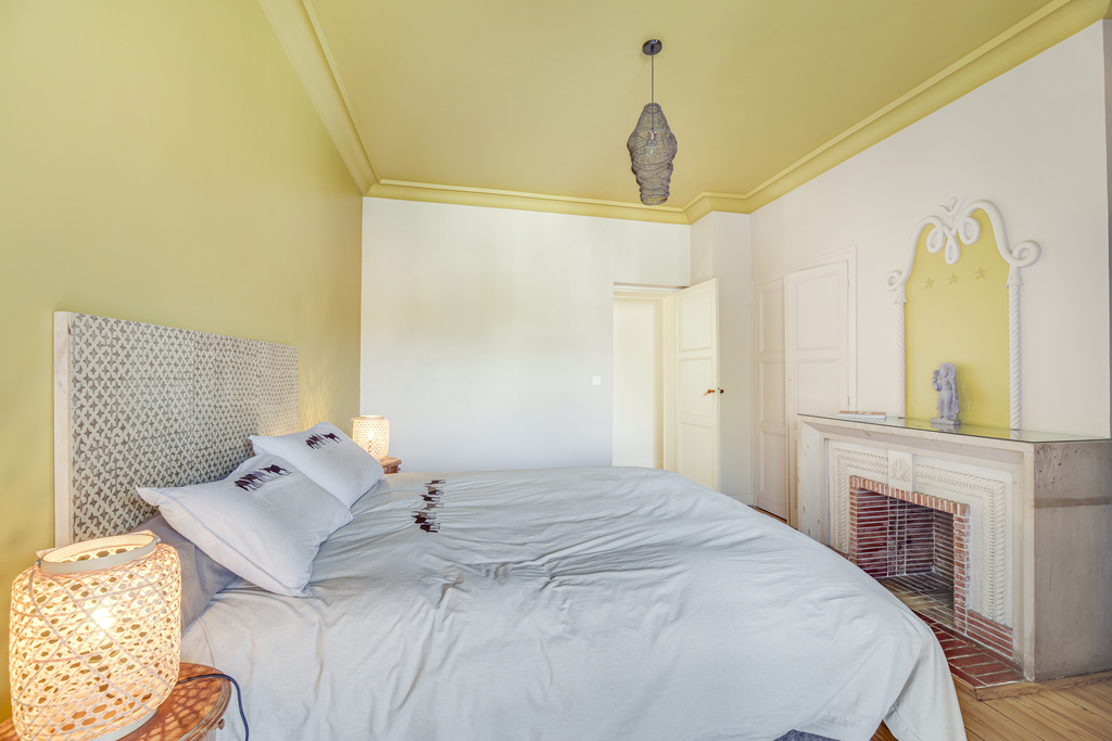 Chambre parentale au style exotique