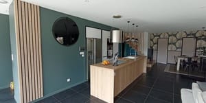 Agencement de séjour à Saint-André-de-Cubzac, architecture d'intérieur, rénovation maison individuelle, rénovation séjour, rénovation cuisine, optimisation d'espaces, suivi des travaux, agencement d'intérieur, aménagement d'intérieur, architecte d'intérieur gironde, architecte d'intérieur saint andré de cubzac, escalier sur-mesure, mobilier sur-mesure, surélévation maison individuelle